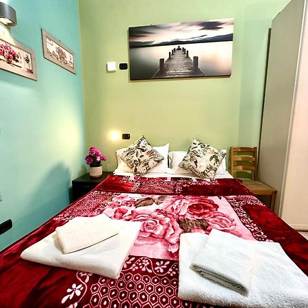 B&B Termini Colosseo Suite Roma Esterno foto