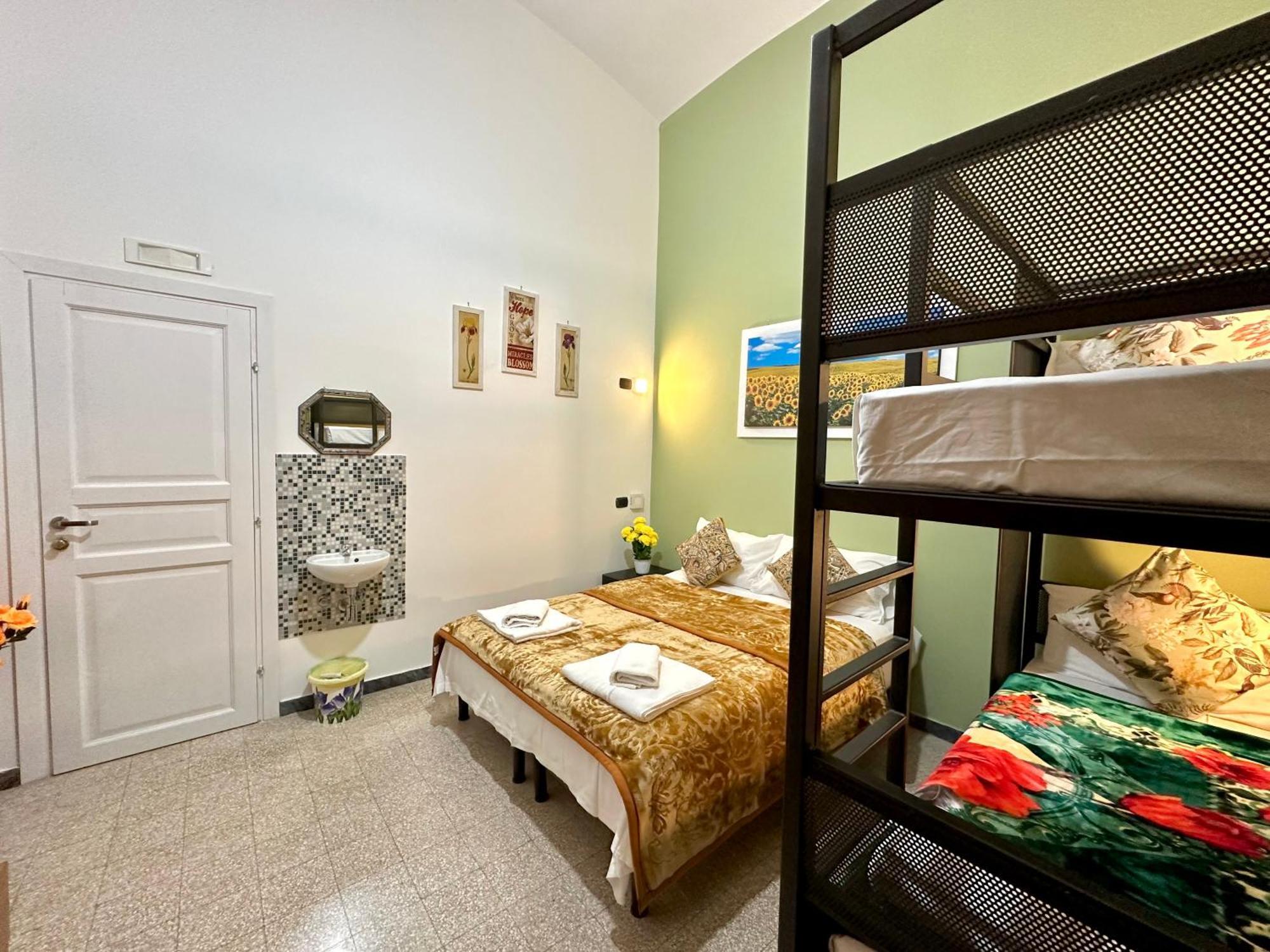 B&B Termini Colosseo Suite Roma Esterno foto